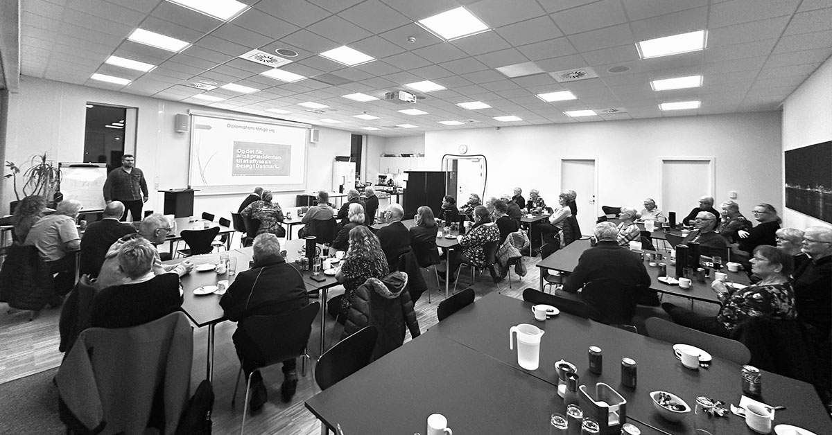 Gavekort på 10.000 kr., Trump, rundvisning og generalforsamling